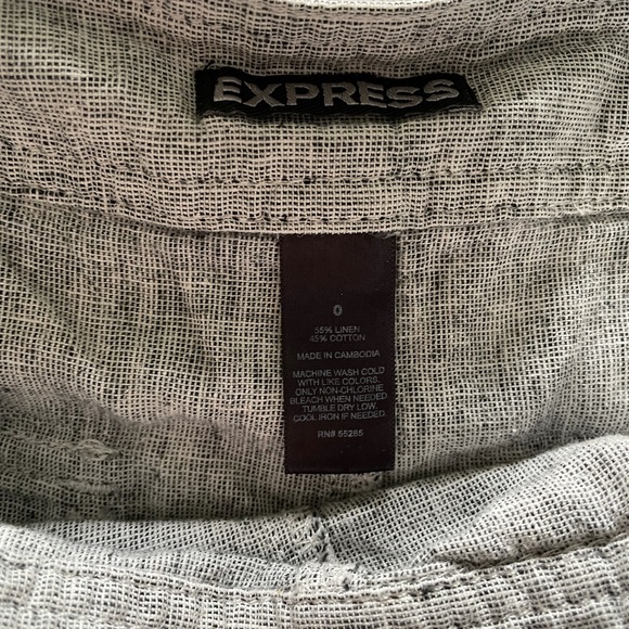 Button Front Express Shorts - Picture 3 of 3